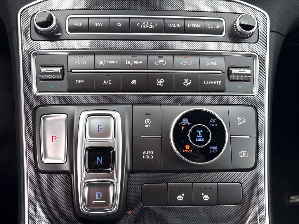 Certified 2023 Hyundai Santa Fe SEL AWD/4WD image 13