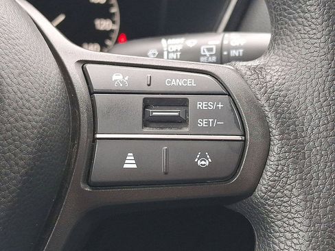 Used 2023 Honda CR-V LX image 18