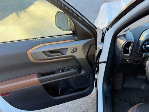 New 2025 Ford Bronco Sport Outer Banks w/ Sasquatch Outer Banks Package image 12