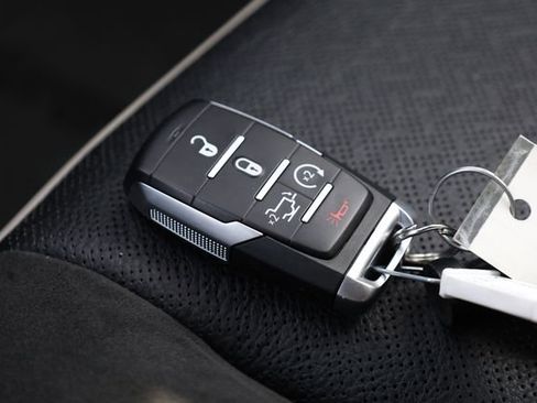 Certified 2023 RAM 1500 Laramie image 31