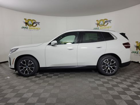 New 2026 BMW X3 xDrive30 w/ Premium Package AWD/4WD image 4
