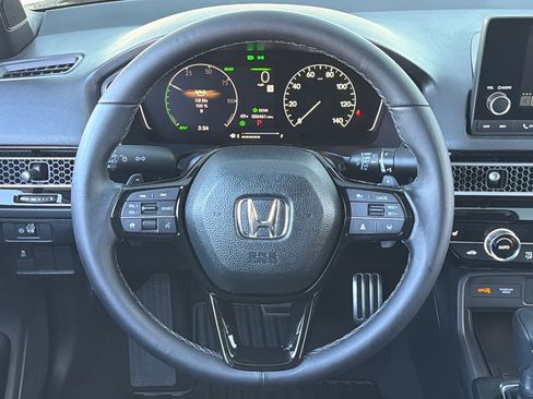 Used 2025 Honda Civic Sport Touring image 4