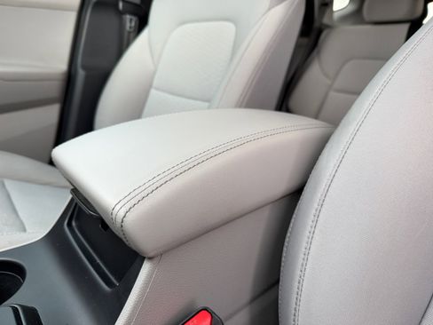 Used 2021 Hyundai Tucson SEL image 15