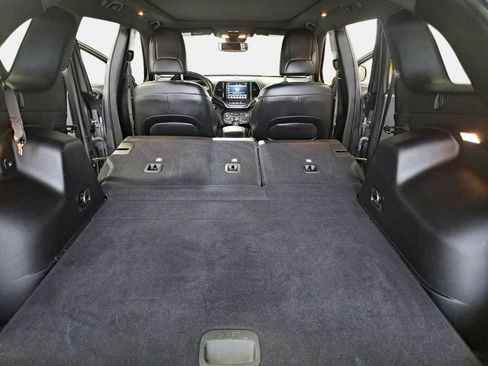 Certified 2021 Jeep Cherokee Latitude Lux 80th Anniv w/ Quick Order Package 26U 80TH AWD/4WD image 14