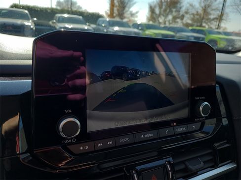 New 2025 Nissan Pathfinder SV image 17