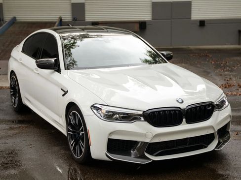 Used 2019 BMW M5 w/ Executive Package AWD/4WD image 2