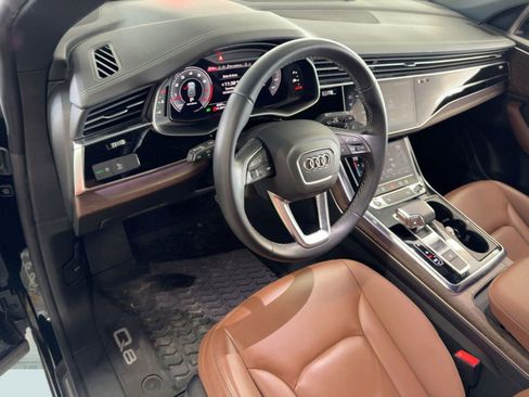 Used 2024 Audi Q8 Premium w/ Black Optic Package image 4