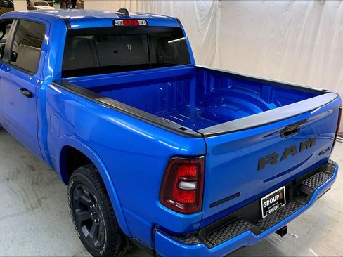 Used 2025 RAM 1500 Big Horn AWD/4WD image 33
