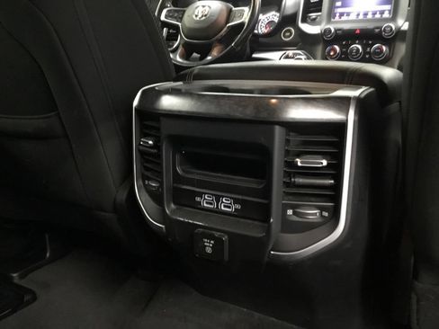Used 2021 RAM 1500 Big Horn AWD/4WD image 19