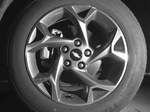 Used 2025 Chevrolet Trax LT FWD image 12