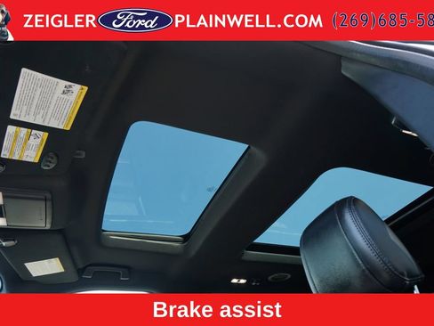 Used 2018 Ford Explorer XLT w/ Equipment Group 202A AWD/4WD image 20