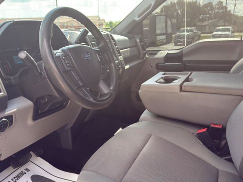 Used 2020 Ford F250 XL w/ STX Appearance Package image 11