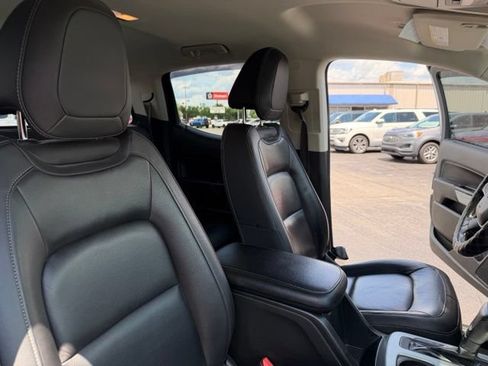 Used 2017 Chevrolet Colorado LT w/ Luxury Package, Chrome AWD/4WD image 33