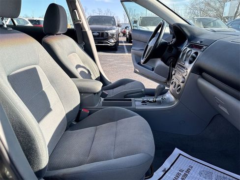 Used 2004 MAZDA MAZDA6 i image 21