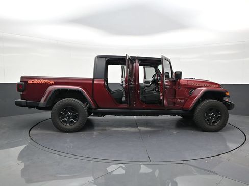 Used 2021 Jeep Gladiator Mojave AWD/4WD image 26