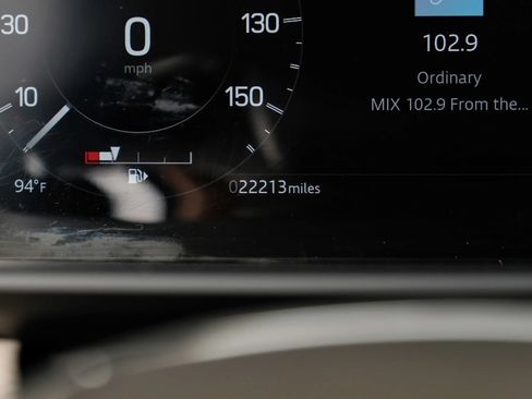 Used 2021 Land Rover Discovery HSE R-Dynamic AWD/4WD image 22