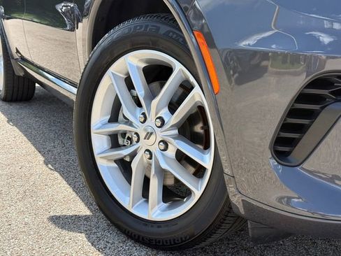 Used 2024 Dodge Durango GT AWD/4WD image 2