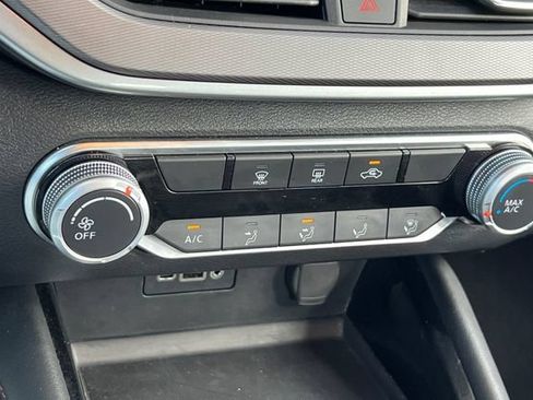Used 2024 Nissan Altima 2.5 SR FWD image 21