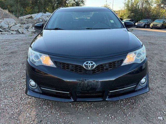 Used 2014 Toyota Camry SE FWD image 8