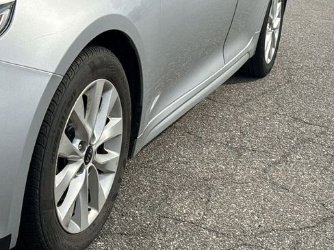 Used 2018 Kia Optima LX w/ Convenience Package FWD image 18