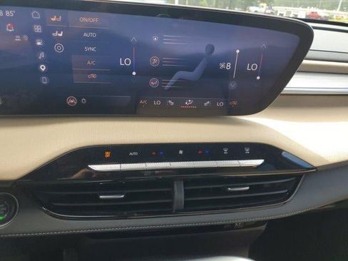 New 2026 Buick Enclave Preferred w/ Power Package AWD/4WD image 26