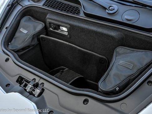 Used 2021 Lamborghini Huracan EVO image 20