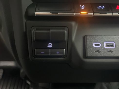 New 2025 GMC Sierra 3500 Pro w/ Convenience Package image 29