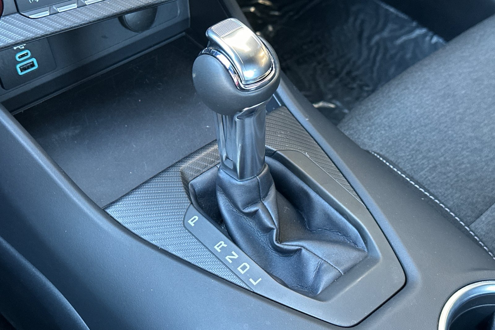 Used 2025 Ford Mustang Coupe RWD image 26