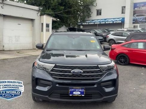 Certified 2022 Ford Explorer XLT AWD/4WD image 5