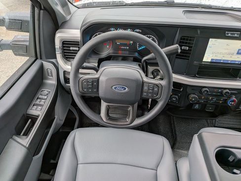 New 2026 Ford F250 XL AWD/4WD image 17