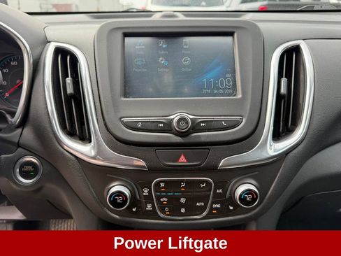 Used 2018 Chevrolet Equinox LT FWD image 17