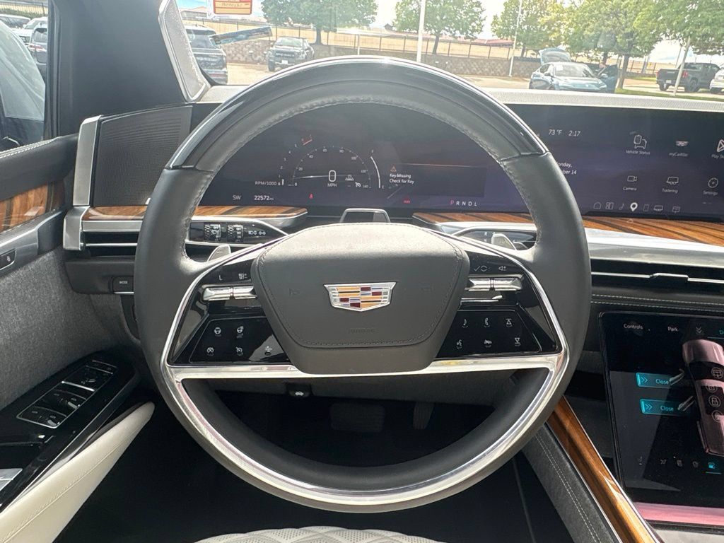 Certified 2025 Cadillac Escalade ESV Sport Platinum RWD image 12