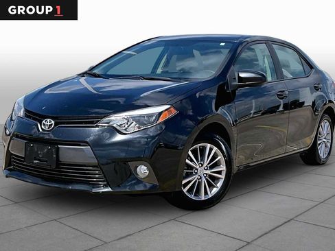 Used 2015 Toyota Corolla LE image 1