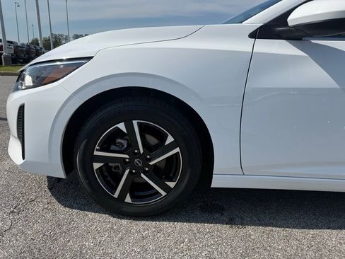 Used 2025 Nissan Sentra SV image 24