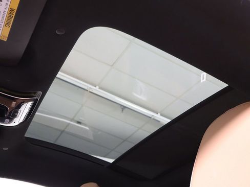 Used 2025 Mercedes-Benz CLE 300 4MATIC Coupe image 23