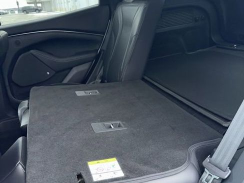 Used 2021 Ford Mustang Mach-E Premium image 43