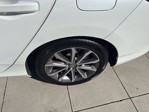 Certified 2023 Acura Integra Base image 6