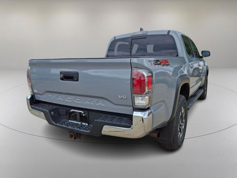 Used 2021 Toyota Tacoma TRD Off-Road AWD/4WD image 10