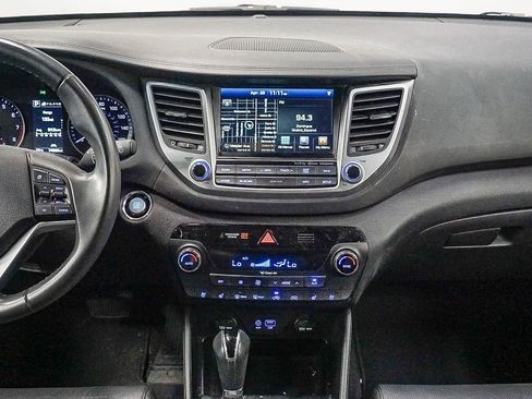 Used 2017 Hyundai Tucson Limited w/ Limited Ultimate Package 03 FWD image 15