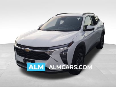 Used 2025 Chevrolet Trax LT