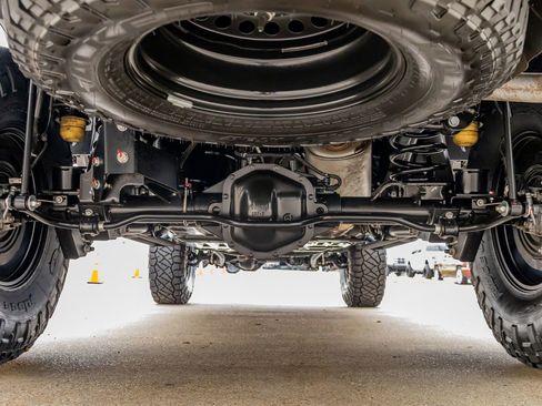 Used 2023 Jeep Gladiator Rubicon w/ LED Lighting Group image 16