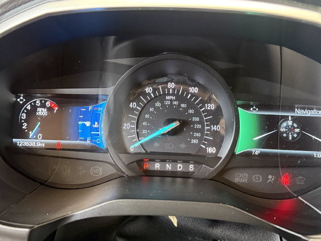Used 2016 Ford Edge SEL w/ Equipment Group 201A FWD image 17