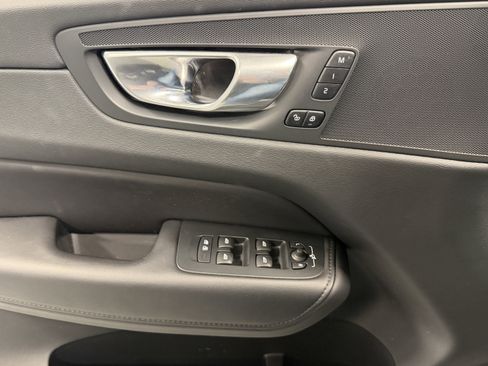 Used 2023 Volvo XC60 B5 Plus w/ Protection Package Premier AWD/4WD image 19