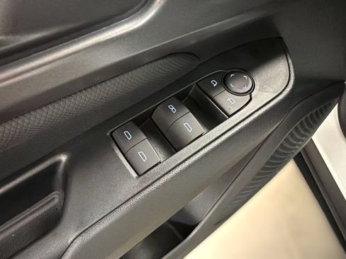 Used 2024 Chevrolet Equinox EV RS FWD image 14