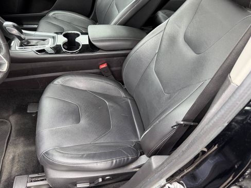 Used 2016 Ford Fusion Titanium FWD image 10