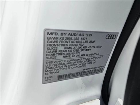 Used 2024 Audi Q8 Prestige w/ Prestige Package image 25