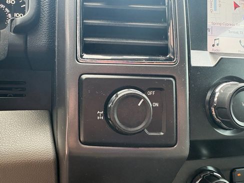 Used 2019 Ford F150 XLT w/ Equipment Group 302A Luxury image 18