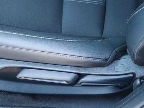 Used 2025 Honda Civic Sport image 22