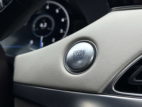 Used 2020 Hyundai Palisade Limited w/ Winter Weather Package image 14