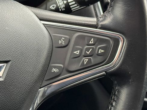 Used 2021 Chevrolet Equinox LT image 27